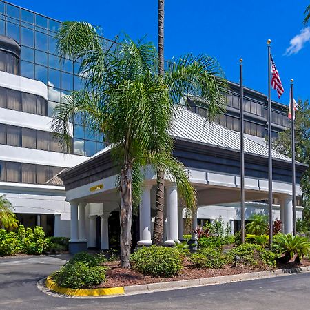 Delta Hotels By Marriott Jacksonville Deerwood Bagian luar foto